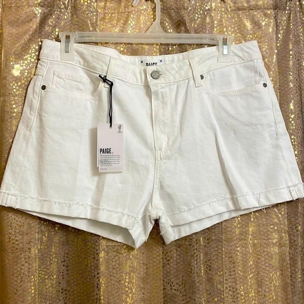 PAIGE Jimmy Jimmy optic white high rise jean shorts, size 14/32 NWT